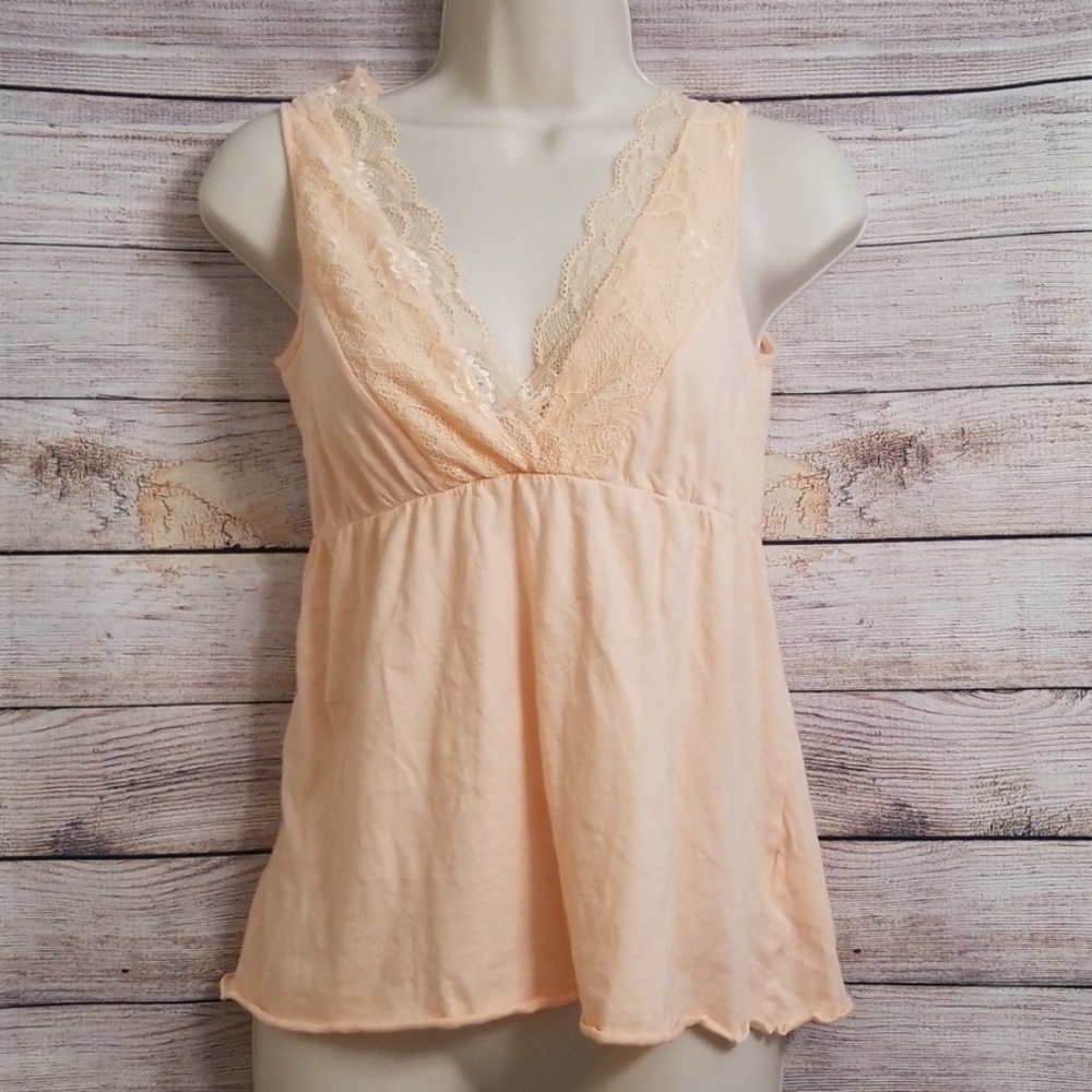 🌷 EUC🌷OLD NAVY Peach Lace Sleeveless Blouse